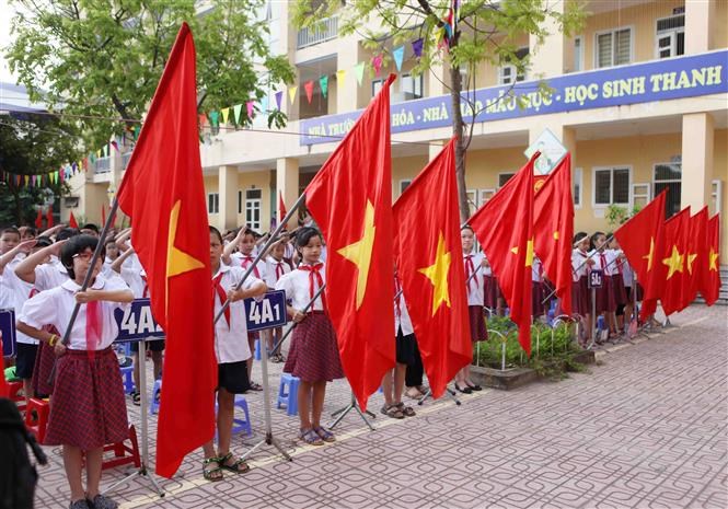 Flag salute ceremony at the Vinh Hung School