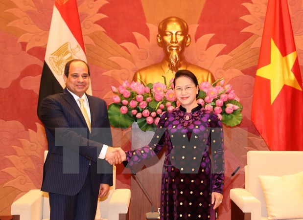 National Assembly Chairwoman Nguyen Thi Kim Ngan (R) and Egyptian President Abdel Fattah el-Sisi (Source: VNA)