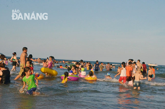 Biển Đà Nẵng (Ảnh chụp chiều 7-9).  									                      Ảnh: HOÀNG SA