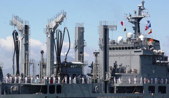 Hệ thống thiết bị hiện đại sử dụng để cung cấp nhiên liệu trên tàu ROKS Hwacheon (AOE-59).