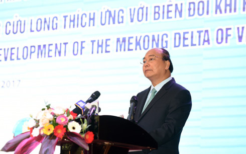 Thủ tướng Nguyễn Xuân Phúc phát biểu khai mạc Hội nghị. Ảnh VGP/ Quang Hiếu