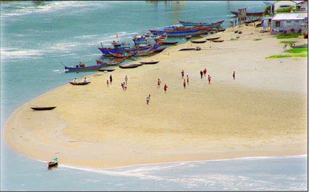 Some local residents playing sports on Lang Co Beach