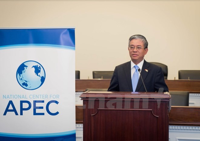 Đại sứ Phạm Quang Vinh tại buổi ra mắt Nhóm nghĩ sỹ ủng hộ APEC. (Ảnh: Đoàn Hùng/Vietnam+)