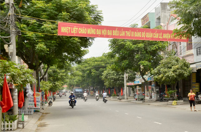 Một góc đường Lê Trọng Tấn, phường Hòa Phát, quận Cẩm Lệ hôm nay.