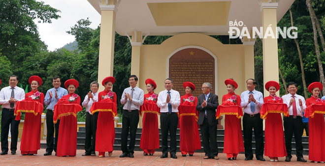 Lãnh đạo tỉnh Quảng Nam và thành phố Đà Nẵng cắt băng khánh thành Khu di tích lịch sử Hòn Tàu