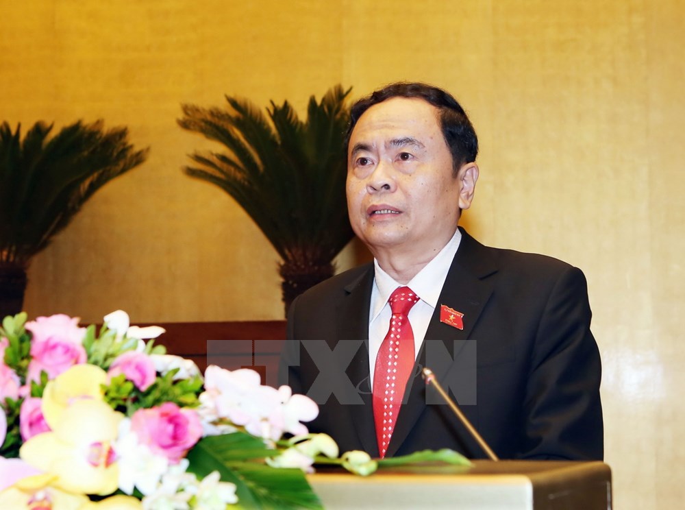 Ủy viên Trung ương Đảng, Chủ tịch Ủy ban Trung ương Mặt trận Tổ quốc Việt Nam Trần Thanh Mẫn trình bày Báo cáo tổng hợp ý kiến, kiến nghị của cử tri. 