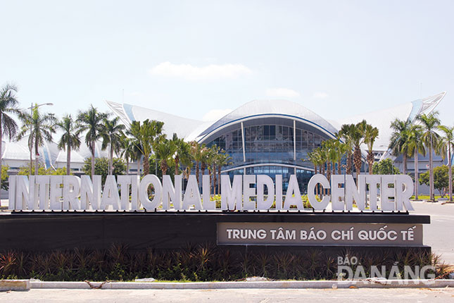 Trung tâm Báo chí quốc tế sẵn sàng phục vụ Tuần lễ cấp cao APEC. Ảnh: QUỐC KHẢI