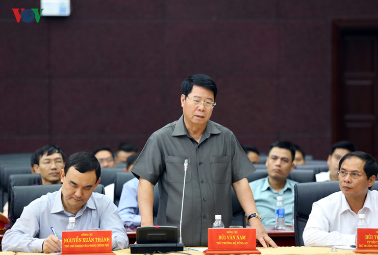 Thượng tướng Bùi Văn Nam- Thứ trưởng Bộ Công an báo cáo công tác bảo đảm an ninh tại Tuần lễ Cấp cao APEC.
