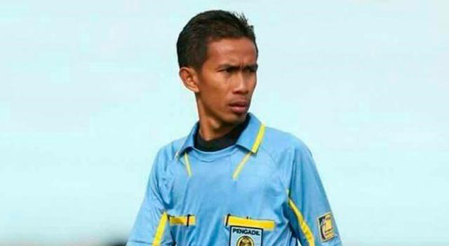 Malaysian referee Zamzaidi Katimin will adjust V.League match between Quang Nam and Quang Ninh Coal on November 4 (Photo: thethaovietnam.vn)