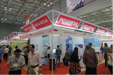 Hội chợ Thương mại Indonesia thu hút hàng chục doanh nghiệp Indonesia đến tham dự và trưng bày nhiều sản phẩm chất lượng cao.