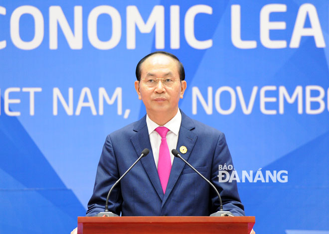 Chủ tịch nước Trần Đại Quang chủ trì buổi họp báo chiều 11-11. Ảnh: ĐẶNG NỞ