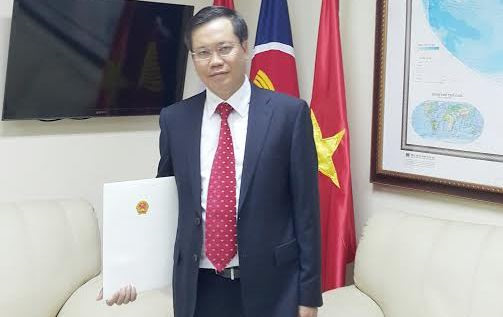 Viết trên trang Facebook cá nhân ngày 12/11, Đại sứ Hoàng Anh Tuấn đã cảm ơn sự tin tưởng của các cấp lãnh đạo Việt Nam, nhấn mạnh trên cương vị mới 