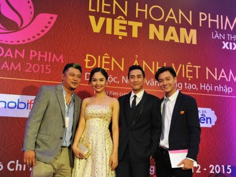  Vietnamese movie stars pose at the 19th Viet Nam Film Festival in 2015 