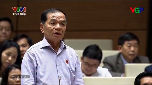 ĐBQH Lê Thanh Vân (đoàn Cà Mau) nêu câu hỏi với Thủ tướng