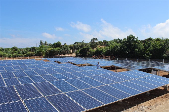 A solar power plant launched on the islet of An Bình of Lý Sơn Island, off the coast of Quảng Ngãi Province. — VNS Photo Nguyễn Ngân Read more at http://vietnamnews.vn/society/418330/viet-nam-solar-power-to-be-discussed-at-future-of-energy-summit.html#P8AqFqirRWLGPVFR.99