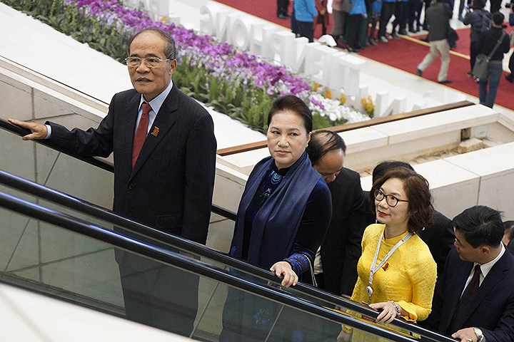 Chủ tịch Quốc hội Nguyễn Thị Kim Ngân, nguyên Chủ tịch Quốc hội Nguyễn Sinh Hùng đến dự Đại hội.