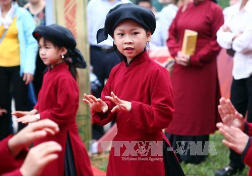 “Xoan singing” was transferred from the UNESCO’s List of Intangible Cultural Heritage in Need of Urgent Safeguarding to the Representative List of the Intangible Cultural Heritage of Humanity. (Photo: VNA)