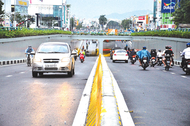 A view of a road tunnel at the intersection of Dien Bien Phu and Nguyen Tri Phuong streets (Photo: Minh Son)