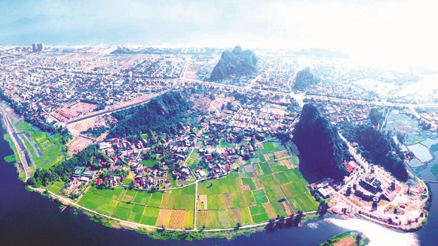  The a bird's-eye view of the burgeoning Ngu Hanh Son District 