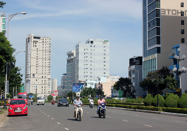 Hàng loạt dự án với hàng ngàn căn hộ cho thuê mọc lên trên địa bàn Đà Nẵng đã mang lại nguồn thu đáng kể. (Ảnh chụp tại quận Sơn Trà)