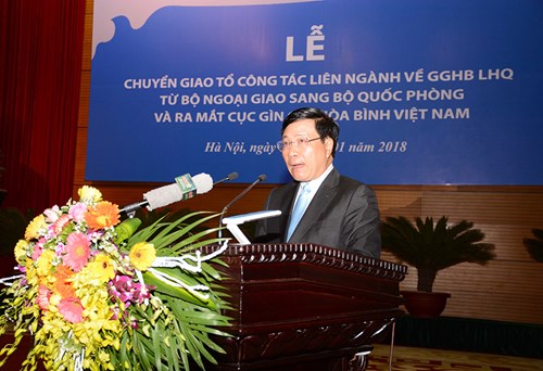 Phó Thủ tướng Phạm Bình Minh phát biểu tại buổi lễ - Ảnh: QĐND