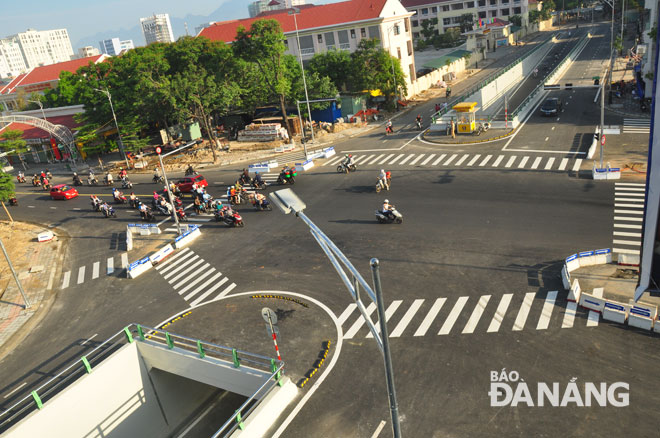 The tunnel at the western end of the bridge viewed from the Da Nang Administrative Centre