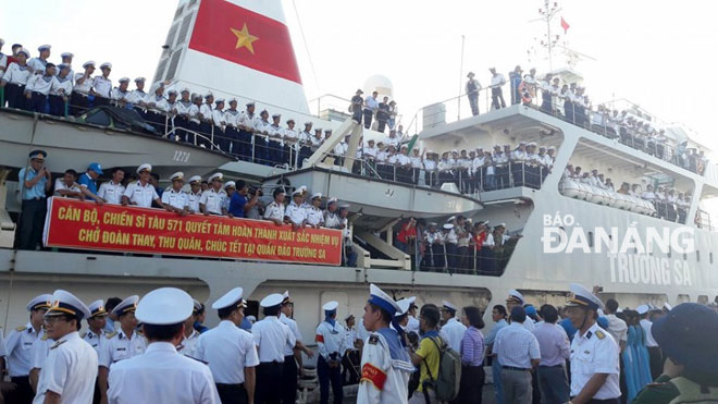 Getting ready to leave for the Islands (Photo: Duyen Anh)