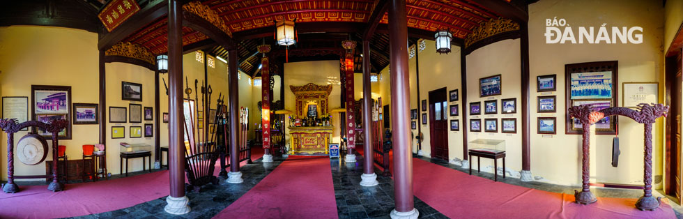  The sacred inside of the temple