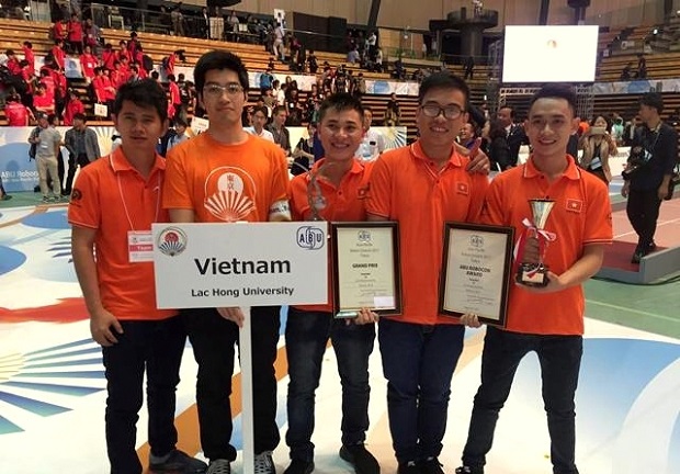 Vietnam’s Lac Hong University, the winner of last year’s ABU Robocon in Japan. (Photo by Cong Nghia)