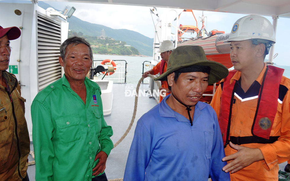 The fishermen happy and secured after being transferred to rescue ship SAR 274…