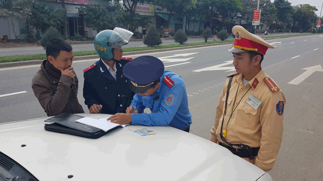 Law enforcement forces handling an unlicensed passenger coach