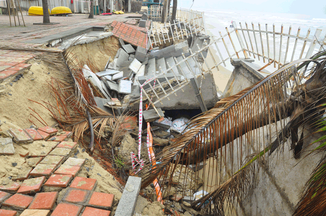 The Sao Bien swimming area is hardest hit by the erosion