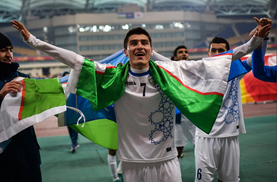 With a bit good luck, the Uzbek team win the championship trophy 