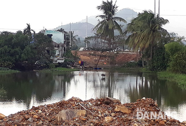 Tình trạng giải tỏa “da beo” làm kéo dài dự án đang diễn ra ở Hòa Vang.  Trong ảnh: Dự án Khu đô thị Quan Nam - Thủy Tú. 