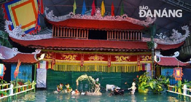A water puppet show at the 29 March Park 