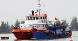 Cứu ngư dân và tàu cá của Đà Nẵng