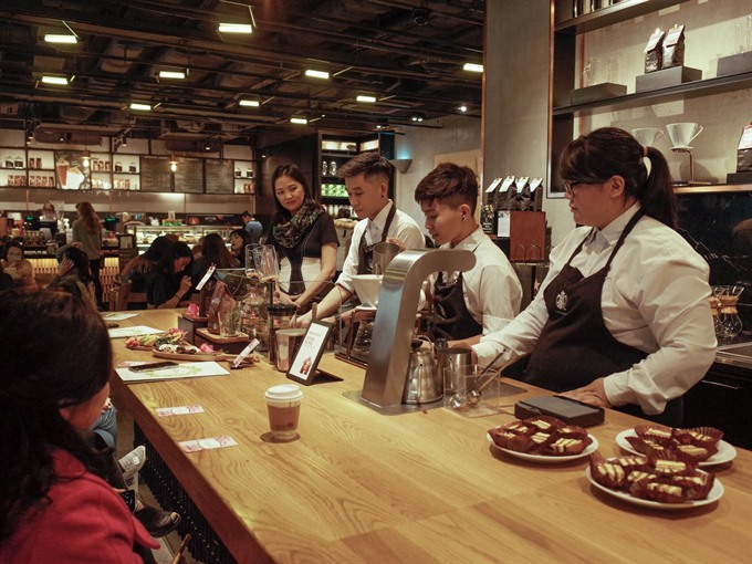 Starbucks announced on February 1 that it would open its first store in Đà Nẵng tomorrow.— Photo enternews.vn Read more at http://vietnamnews.vn/bizhub/422345/starbucks-set-to-open-1st-store-in-da-nang.html#lWQYEH0VAVO8Jfli.99