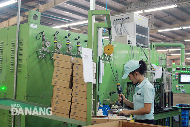 A disciplined working atmosphere at Tokyo Keiki Precision Technology company (Photo: Khang Ninh)