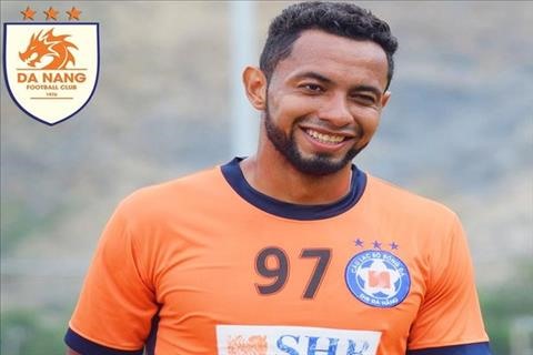 Striker Diogo Junior Pereira. — Photo bongda24h.vn Read more at http://vietnamnews.vn/sports/423299/da-nang-signs-brazilian-striker.html#OhvLq4VpdA6TVlVT.99