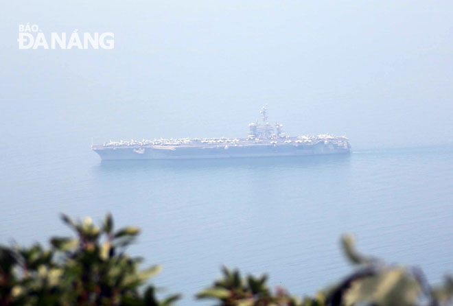  The USS Carl Vinson was seen approaching to the Da Nang Bay at 12.00pm on Monday.