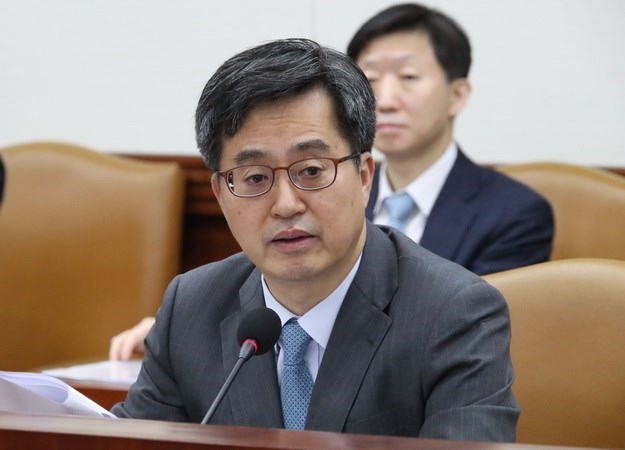 RoK's Finance Minister Kim Dong-yeon (Source: yonhap/VNA)