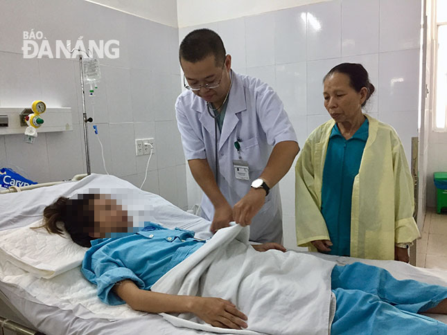 Lần đầu tiên Bệnh viện Đà Nẵng cứu sống thai phụ bằng phương pháp ECMO. Ảnh: P.C