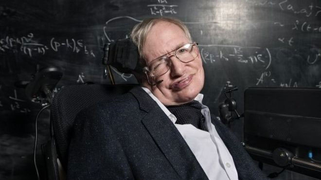 Giáo sư Stephen Hawking qua đời sau nhiều năm sống chung với căn bệnh teo cơ tủy sống. Ảnh: BBC