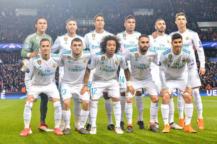4. Real Madrid (Tây Ban Nha) đè bẹp PSG với tổng tỉ số 5-2.