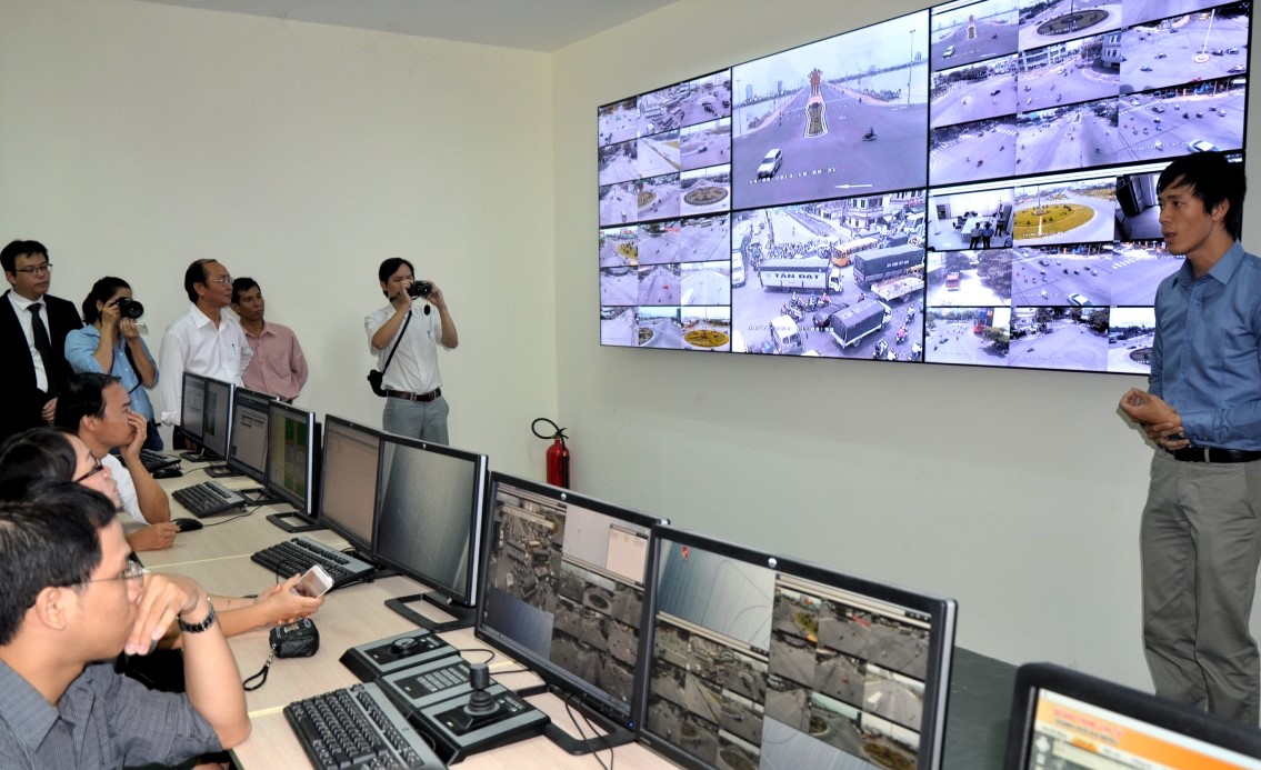 The city’s Traffic Signals and Public Transport Control Centre has helped to ensure traffic order at intersections and alleviate traffic congestion during rush hours
