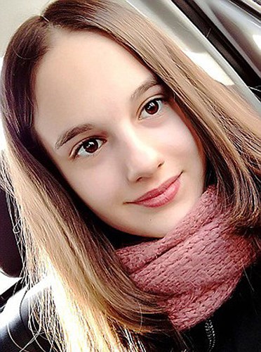 Nạn nhân Maria Moroz, 13 tuổi.