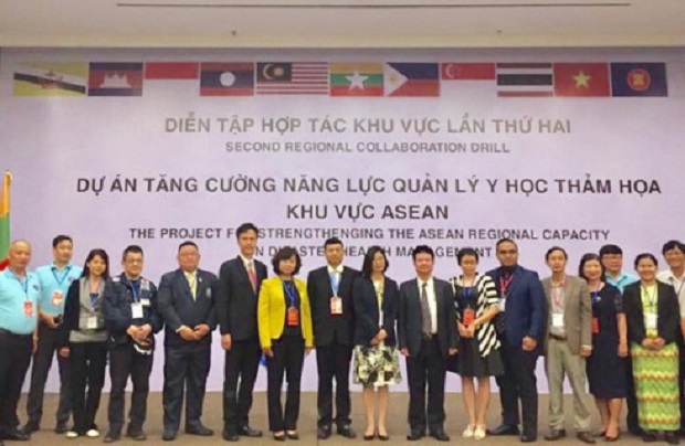 Participants at the opening ceremony of the event (Photo: vov.vn)