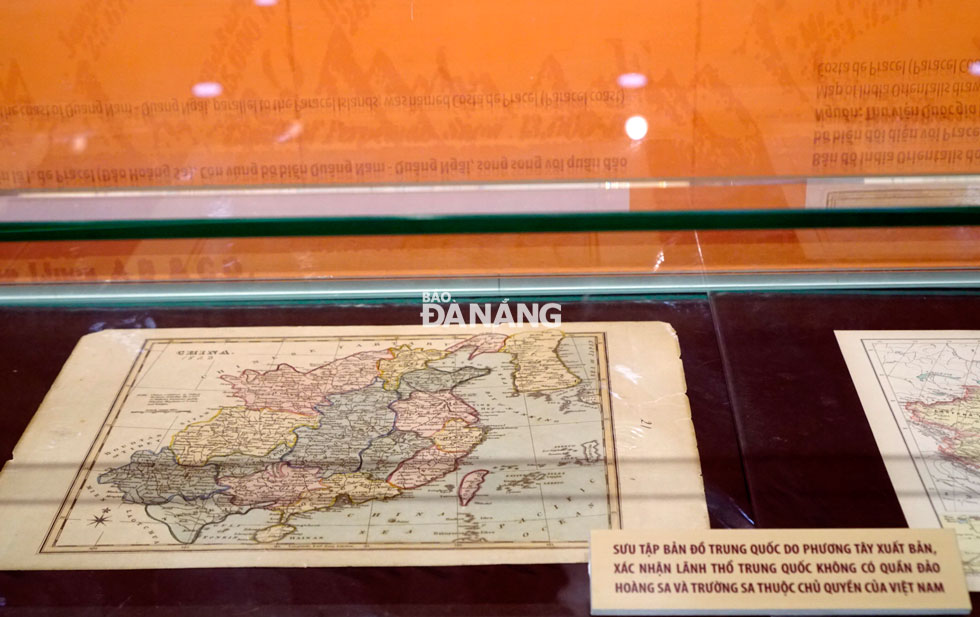  Many geographic maps of China issued by Western countries assert that the Hoang Sa and Truong Sa archipelagos and other islands do not belong to China.