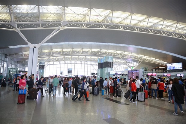 At the Noi Bai International Airport (Photo: VNS)