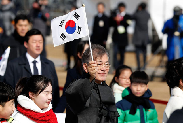 Trước thềm hội nghị thượng đỉnh liên Triều: Nhiều thách thức với Tổng thống Hàn Quốc